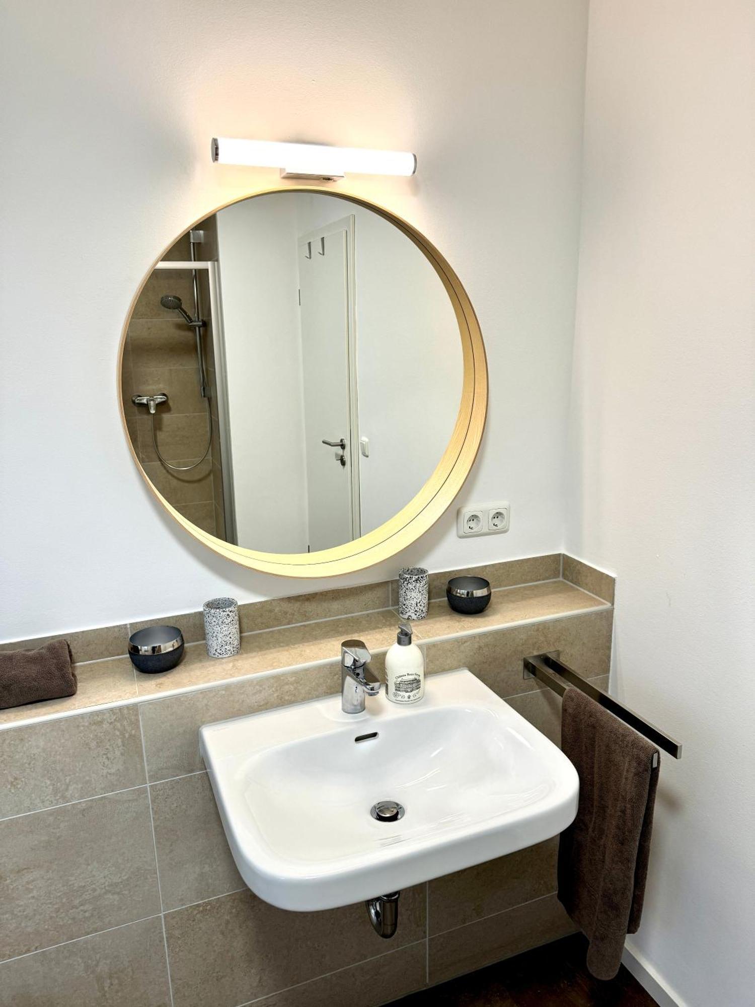 Ferienwohnung "Dream Suite" - Im Coburger Wonderland - Ihr Zuhause Auf Zeit! كوبورغ المظهر الخارجي الصورة